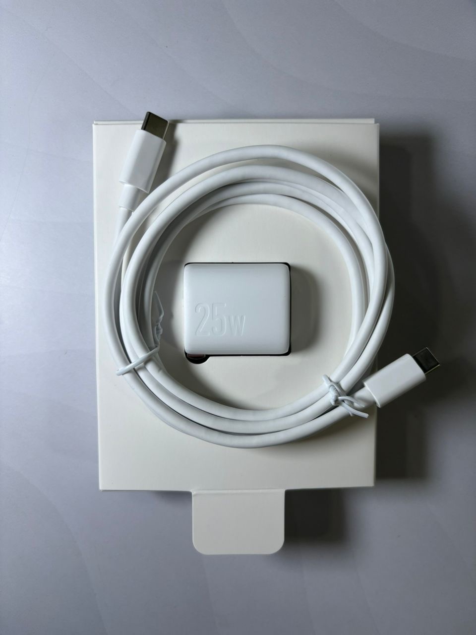 Cubo 25w y Cable Tipo C Marca Anker